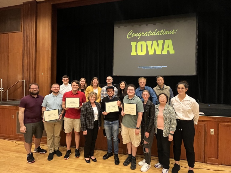 Graduate TA's receive award from UI President